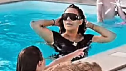 Ana Nikolić bazen naslovna.jpg