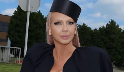 Jelena Karleuša naslovna.jpg