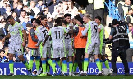 Fudbaleri Mančester sitija slave pobedu protiv Čelsija.