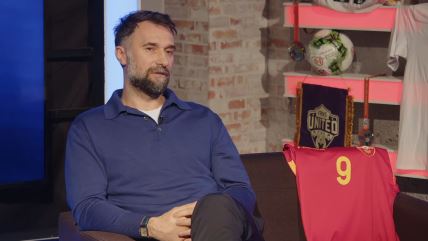 Mirko Vučinić u majici.