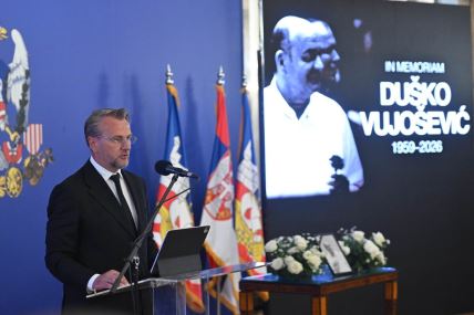 Ostoja Mijailović na komemoraciji Duška Vujoševića