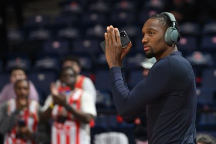 Košarkaš Crvene zvezde Ebuka Izundu.