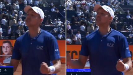 Hamad Međedović slavi pobedu protiv Aleksa De Minora.jpg