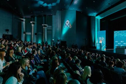 UNIQA na Adria Future Summitu (2) copy.jpg