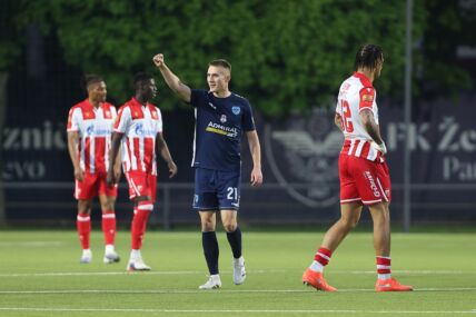 Branislav Knežević igrač Železničara slavi gol protiv Zvezde