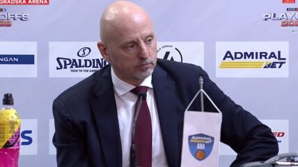 Saša Obradović na konferenciji za novinare
