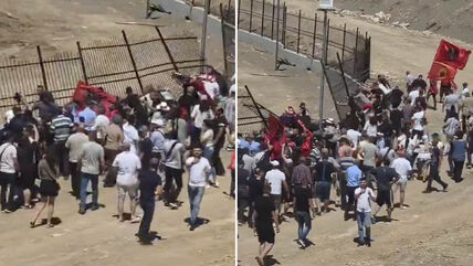 Protesti u Albaniji.jpg