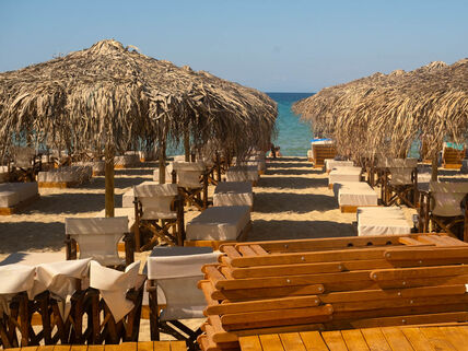 grčka_letovanje_plaža_ležaljke_stefan_stojanović_ (4).jpg