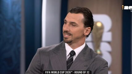 Zlatan Ibrahimović u odelu.