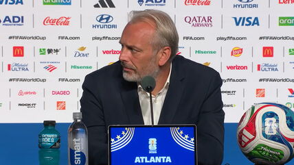 Sebastijan Desabr na konferenciji za medije.