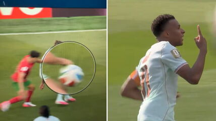 Kilijan Mbape slavi gol Francuske, dok je bila ruka pre gola.