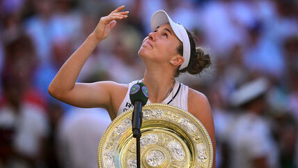 Linda Noskova.jpg