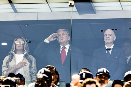 Donald Tramp na finalu Svetskog prvenstva (1).jpg