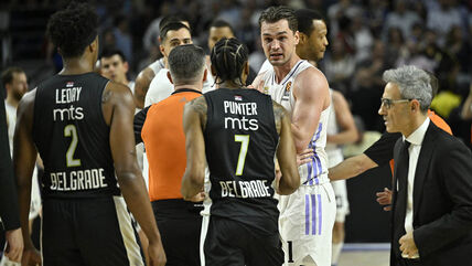 Mario Hezonja i Kevin Panter.jpg