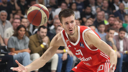 Filip Petrušev u dresu Crvene zvezde