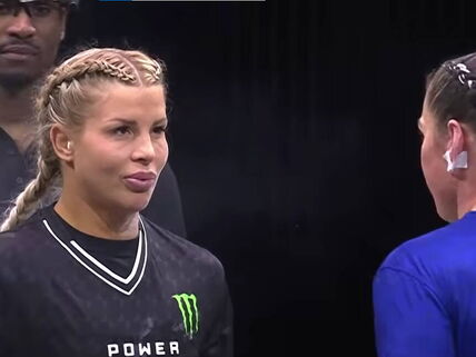 Šina Batori, takmičarka u šamaranju.