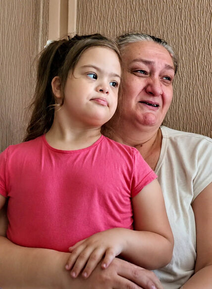 Humanitarna akcija za devojčicu Srnu.jpg