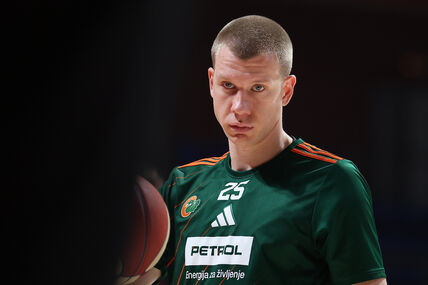 Ognjen Jaramaz u opremi Cedevita Olimpije