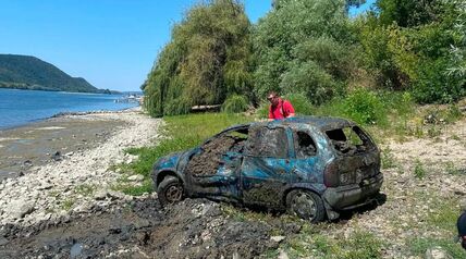 Ukradeni automobil otkriven zbog niskog vodostaja Dunava.jpg
