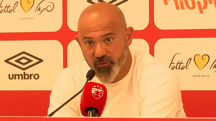 Dejan Stanković na konferenciji za medije.