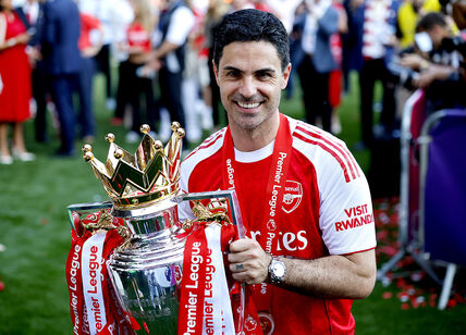 Mikel Arteta s peharom Premijer lige.