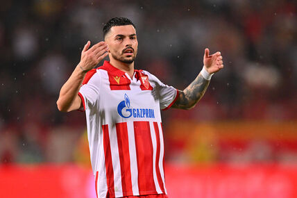 Nemanja Radonjić u dresu Crvene zvezde.