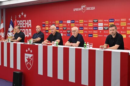 Vanredno obracanje Crvene zvezde (6).JPG