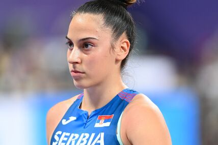 Adriana Vilagoš