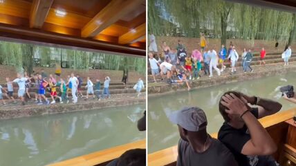 Klinac upao u vodu kako bi uhvatio majicu ekipe Lejkersa
