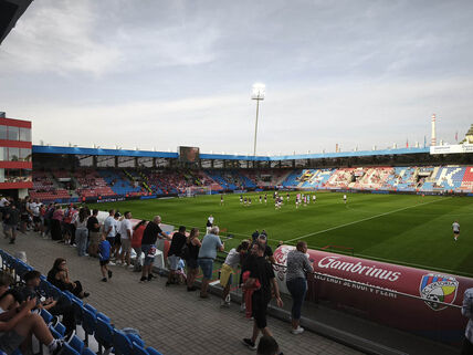 Stadion Viktorije u Plzenju (2).jpg