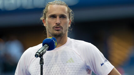 Saša Zverev drži govor na US Openu