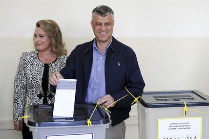 Ljumnija Tači i Hašim Tači (3).jpg