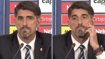 Veljko Paunović na konferenciji za medije.