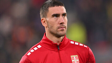 Dušan Vlahović u trenerci reprezentacije Srbije.