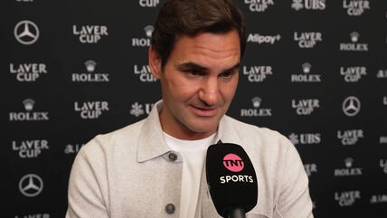 Rodžer Federer daje izjavu za TNT Sports.