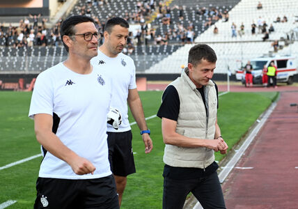 Trener Partizana Saša Ilić i njegovi saradnici.