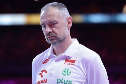 Nikola Grbić tužan u beloj majici Poljske.