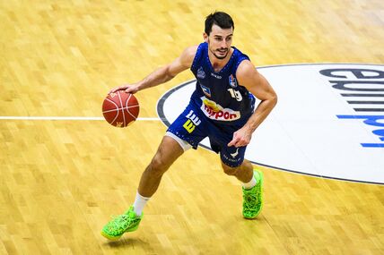 Leo Vesterman u dresu Kralshajma