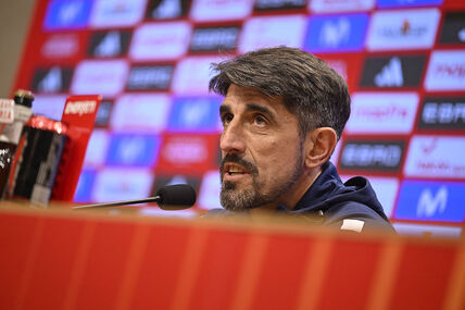 Veljko Paunović na konferenciji za medije.