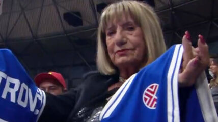 Biserka Petrović majka Dražena Petrovića na utaukcmii Cibona Galatasaraj