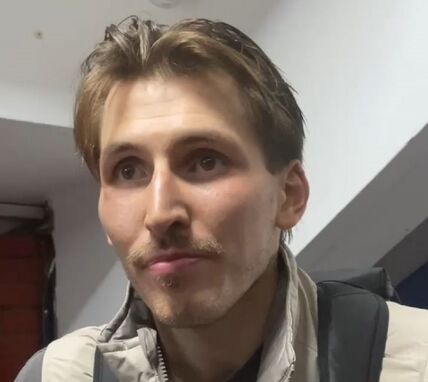 David Kramer daje izjavu