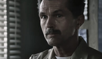 Tom Skerti glumac.jpg