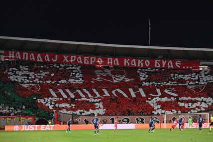 Navijači Crvene zvezde na meču protiv Kopenhagena.