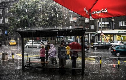 Žuti meteoalarm za južne delove Srbije zbog obilnih kiša i jakog vetra