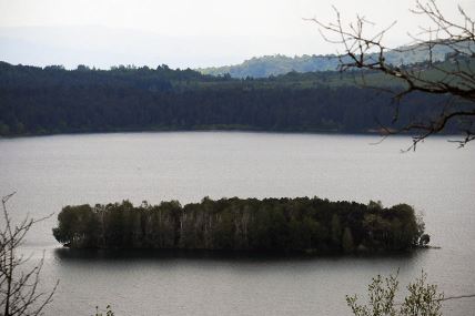 Vlasinsko jezero - plutajuća ostrva