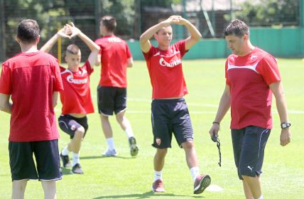 FK Crvena zvezda - Florijana, najava i sastav