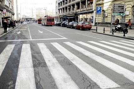 Pešaci u saobraćaju da li pešaci paze u saobraćaju