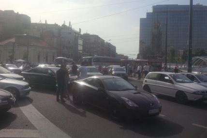 Protest zbog cene goriva u Beogradu blokada grada