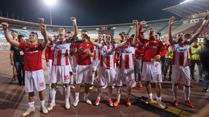 FK Crvena zvezda plasman u Ligu šampiona, UEFA i pojačanja u poslednji čas