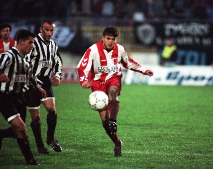 6. april 1994. godine: Albert Nađ, Saša Ćurčić i Dejan Petković na revanš utakmici polufinala Kupa Jugoslavije, koju je Partizan dobio rezultatom 3:1 i prošao u finale. Crvena zvezda je imala 1:0 iz prvog meča.